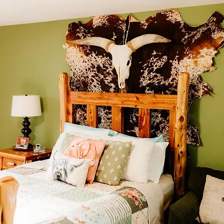 Cowboys And Angels Rv Park, Cabins, And Events